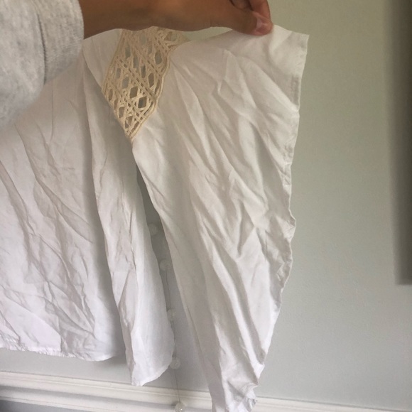 White Flowy Top - Picture 3 of 4